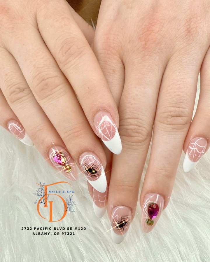 Nail Care and Art: Creating Beautiful Moments for Confident Women